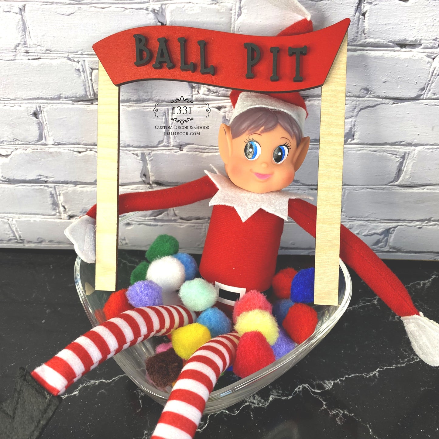 Christmas Elf Kit: Cornhole/Bags Game