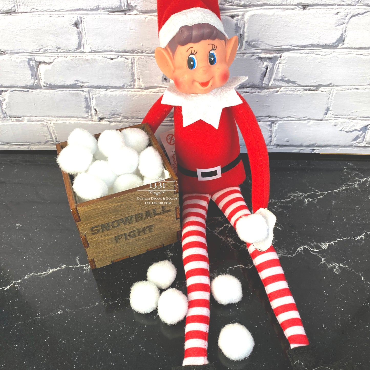 Christmas Elf Kit: Ball Pit